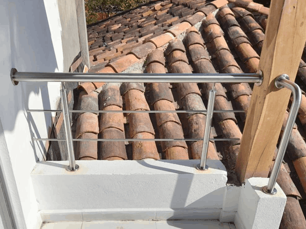 Pasamanos en acero inoxidable