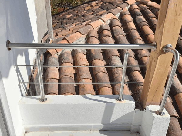 Pasamanos en acero inoxidable